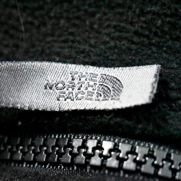 Solid Black The North Face Jacket - Picture 5 of 5